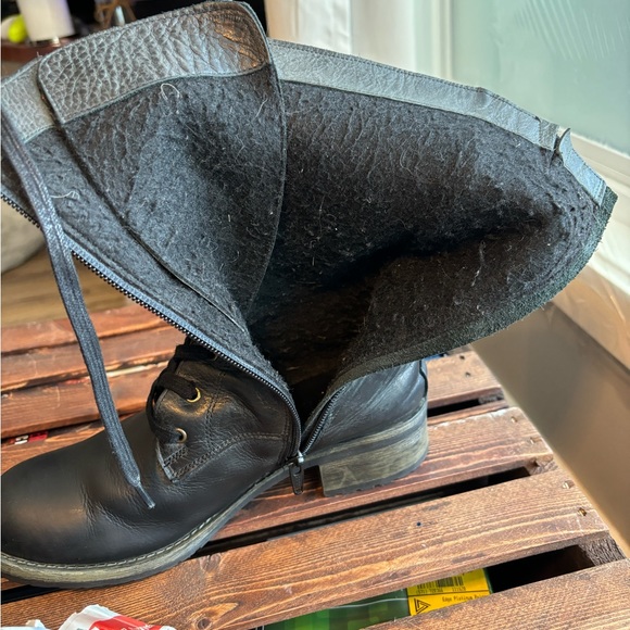 Women’s BUENO Leather Combat Boots - Picture 9 of 10